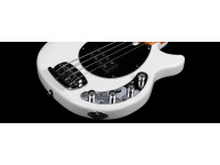 Marcus Miller Z3-5 Antique White Marcus Miller Z3-5 Antique White